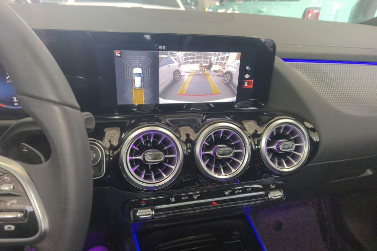 Used Mercedes-Benz GLA 2023 GLA 220
