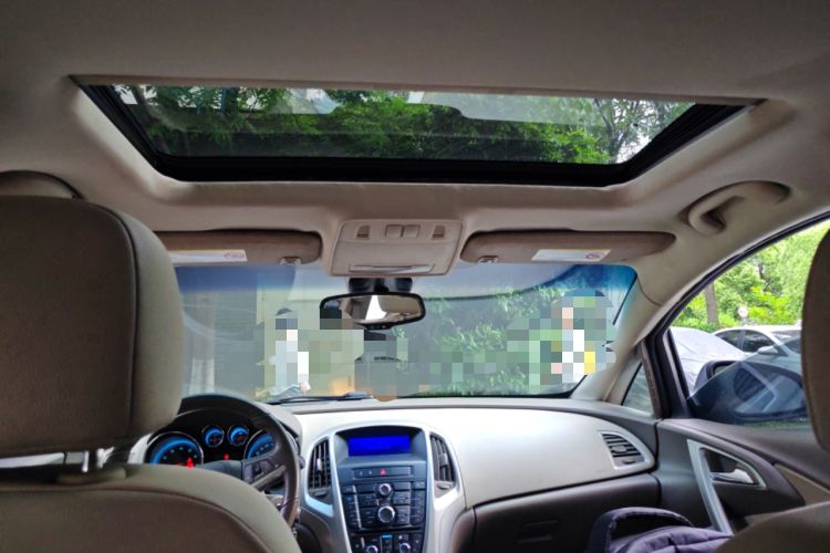 Used Buick GT 2011 GT 1.8L Automatic Fashion Edition Leather Model