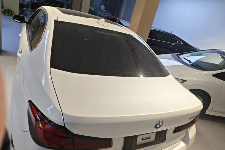 Used BMW 5 Series 2022 Restyled 530Li Leading Edition M Sport Package
