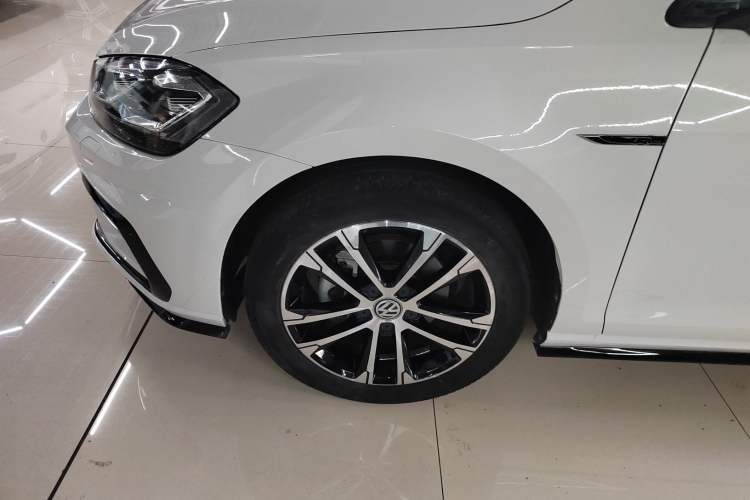 Used Volkswagen Golf 2020 Charming Edition 280TSI DSG R-Line