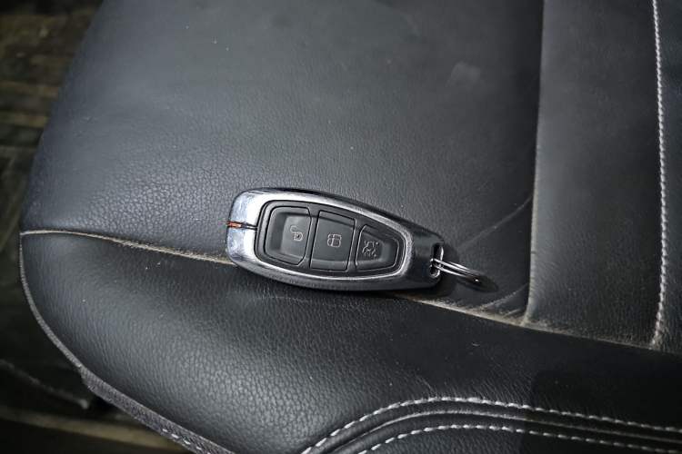 Used Ford Kuga 2015 1.5L GTDi Four-Wheel-Drive Elite Model
