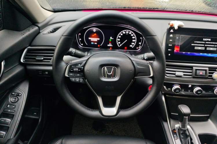 Used Honda Accord 2022 260TURBO Luxury Edition Steering Wheel