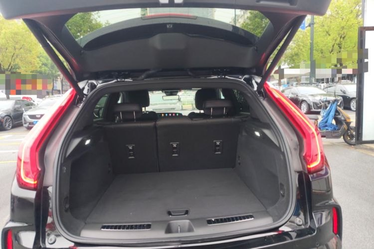 Used Cadillac XT4 2024 28T Two-Wheel-Drive Prestige Version
