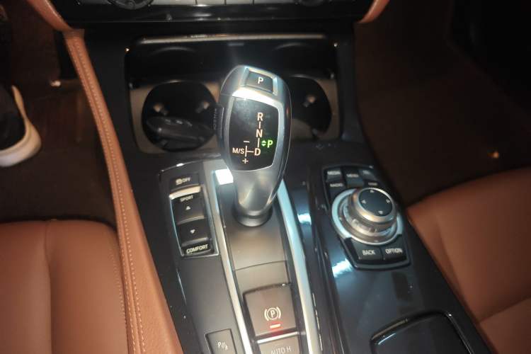 Used BMW 5 Series 2014 520Li Elegant Model