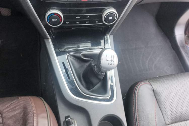 Used Leopaard CS10 2015 2.0T Manual Excellence Edition
