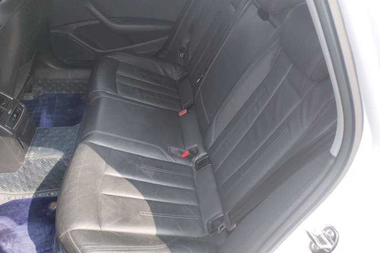 Used Audi A4L 2018 30th Anniversary Edition 40 TFSI Fashion Model