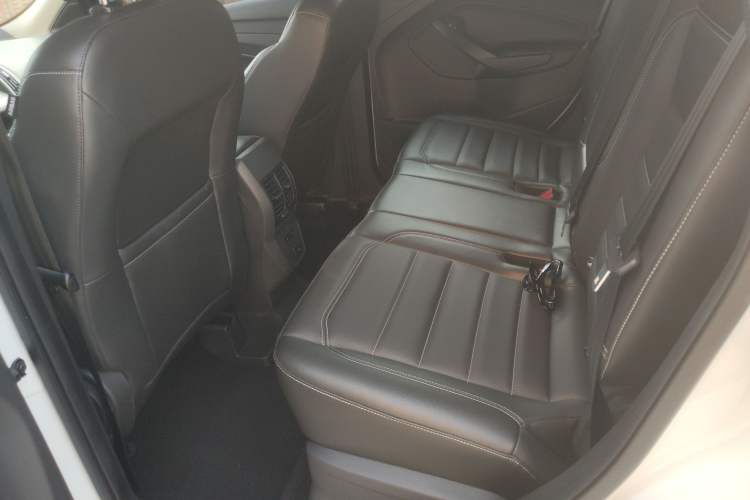 Used Ford Kuga 2019 EcoBoost 180 Two-Wheel-Drive Platinum Edition China VI Standard
