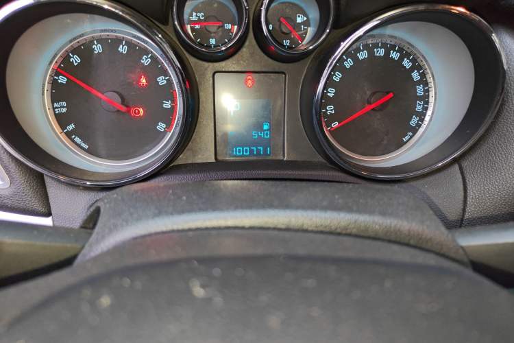 Used Buick Encore 2015 1.4T Automatic Two-Wheel Drive Urban Elite Version