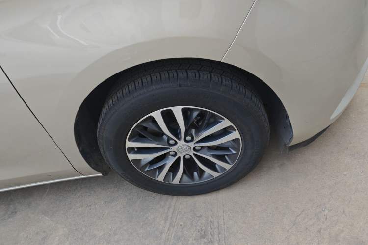 Used Buick GL8 2018 ES 28T Luxury Model China VI Standard Right Front Wheel Hub