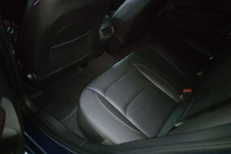 Used Chevrolet Monza 2020 Light Hybrid RS 330T Automatic Comfort Edition Left Rear Seat