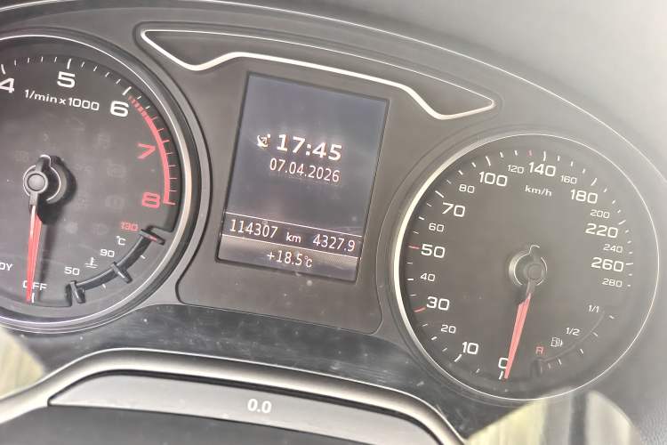 Used Audi A3 2017 Limousine 35 TFSI Sport Edition Odometer Close Up