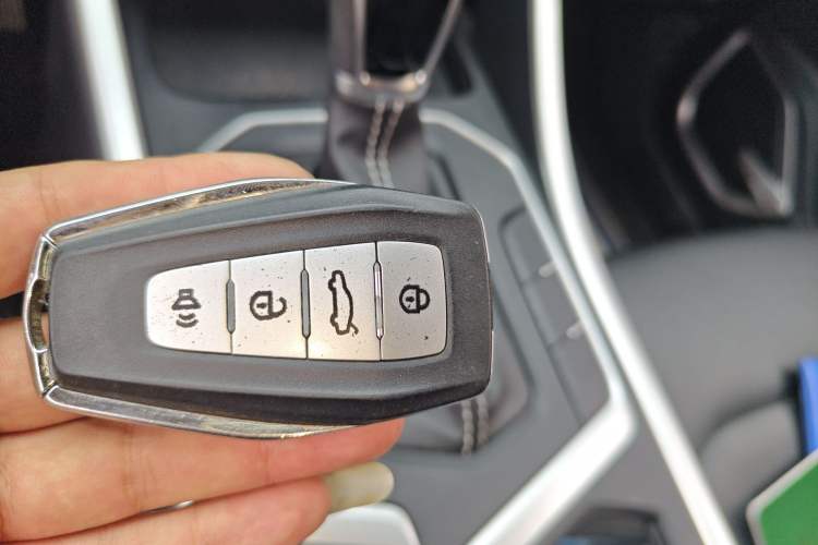 Used Geely Auto Vision X6 2020 1.4T CVT Luxury Edition
