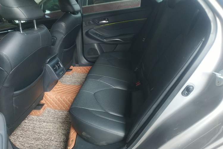 Used Toyota Avalon 2022 2.0L Luxury Edition