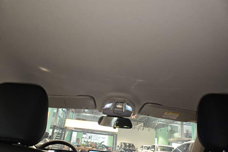 Used Wuling Xingguang 2024 Co-Creation Edition 510 Advanced Model