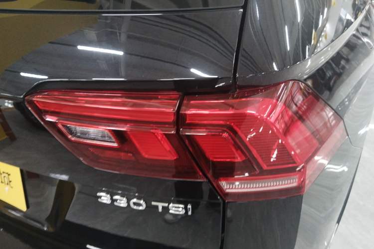 Used Volkswagen Tiguan L 2024 Outstanding Model 330TSI Automatic Two-Wheel Drive R-Line Dragon Glory Edition