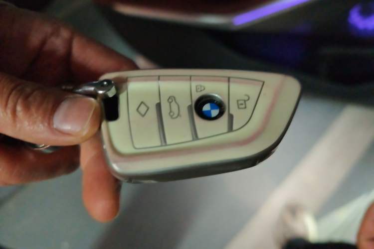 Used BMW 3 Series 2021 Restyled 325Li M Sport Package Vehicle Key