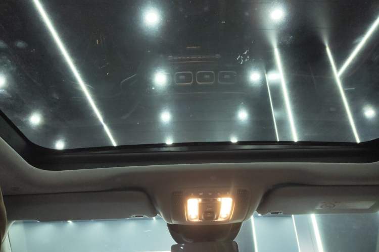 Used Mercedes-Benz GLE 2025 GLE 350 4MATIC Stylish Model