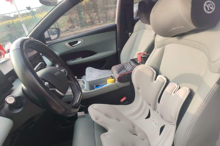 Used Roewe D6 2025 450km Deluxe Edition
