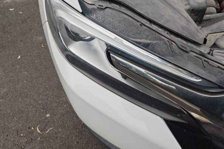 Used DS 6 2016 1.6T Luxury Edition THP160
