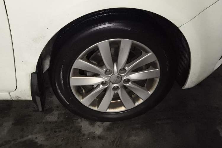 Used Kia K3 2013 1.6L Automatic GLS
