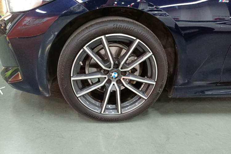 Used BMW 3 Series 2023 325Li M Sport Package
