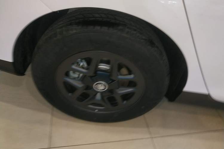 Used BYD Qin PLUS 2025 DM-i Smart Drive 55KM Leading Model