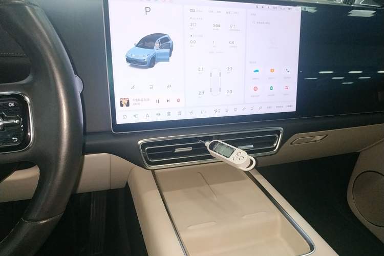 Used Li Auto L8 2023 Air model