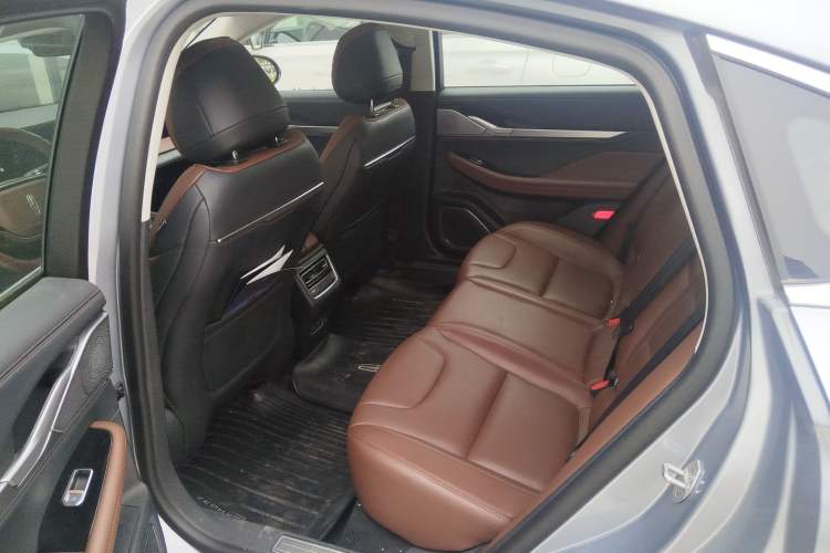 Used Lincoln Z 2024 2.0T Two-Wheel Drive Luxury Hybrid Version Left Rear Seat