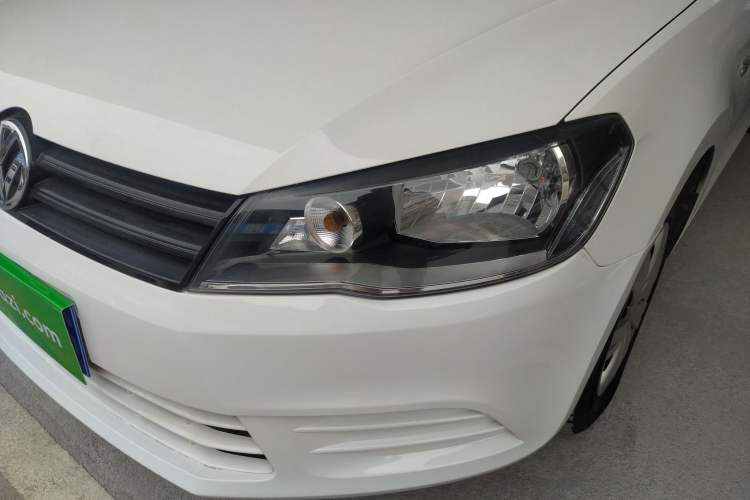 Used Volkswagen Jetta 2015 1.6L Manual Fashion Edition