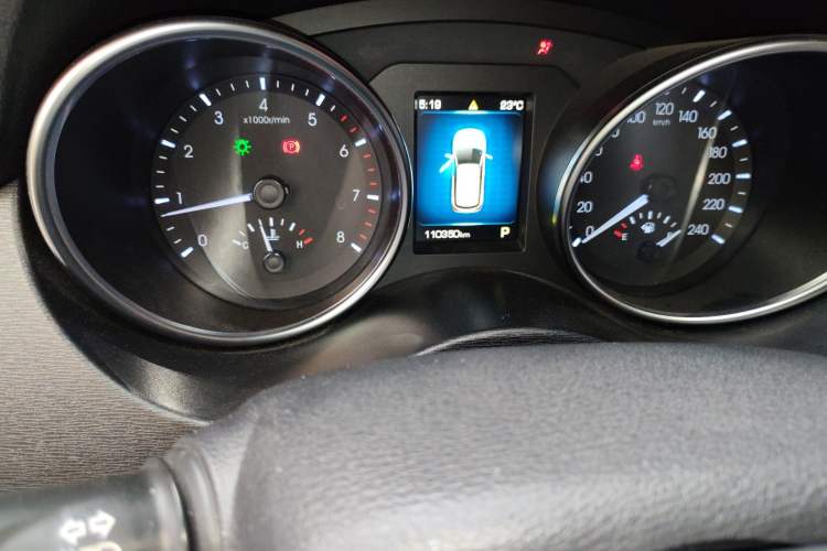 Used Haval H6 Coupe 2016 Blue Label 1.5T Automatic Two-Wheel Drive Elite Model Odometer Close Up