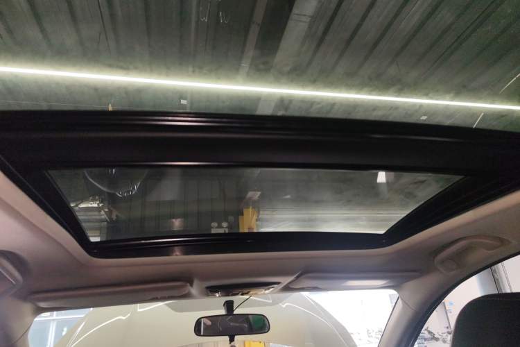 Used Honda Vezel 2020 1.5L CVT Pioneer Edition
