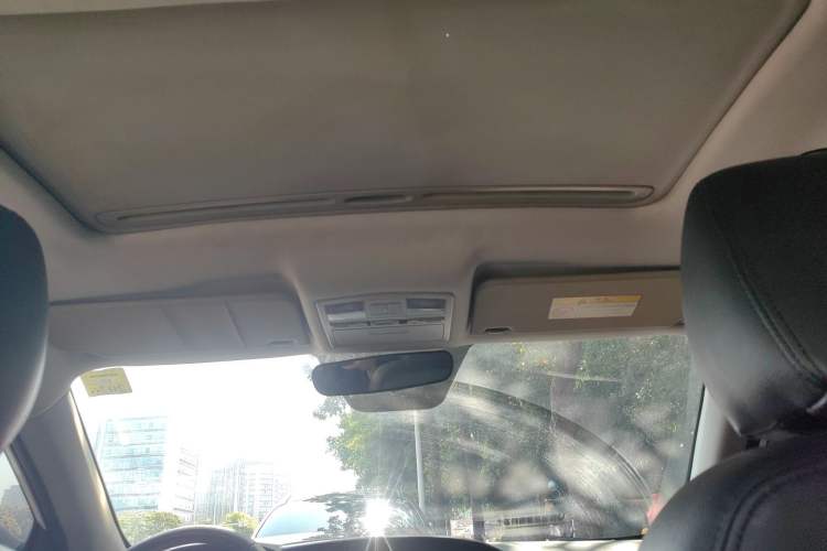 Used Bestune B50 2016 1.4T Automatic Luxury Model Headliner