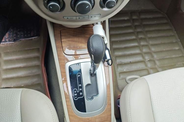 Used Buick Excelle 2015 1.5L Automatic Classic Model