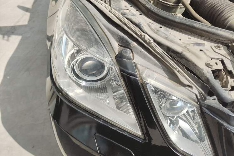 Used Mercedes-Benz E-Class 2013 E 300 L Stylish Model
