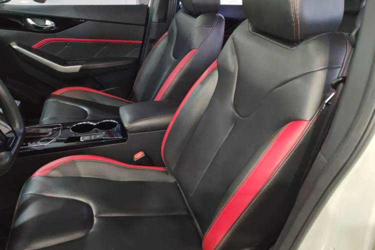 Used Venucia D60 2020 1.6L XL CVT Enjoyment Edition