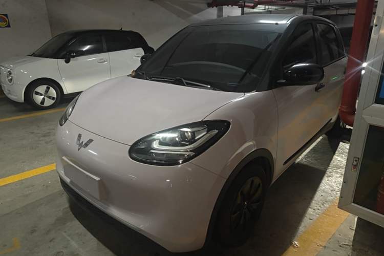 Used Wuling Bingo 2023 203km Light Edition Guazi used car, China used car export, Used car for sale, Used Wuling cars, Cheapest cars for sale, Electric vehicle, New energy car