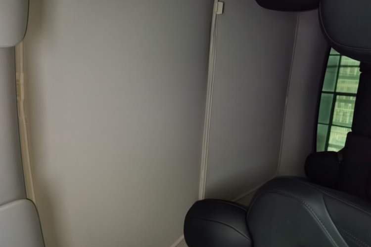 Used Tesla Model Y 2021 Long-Range All-Wheel-Drive Version
