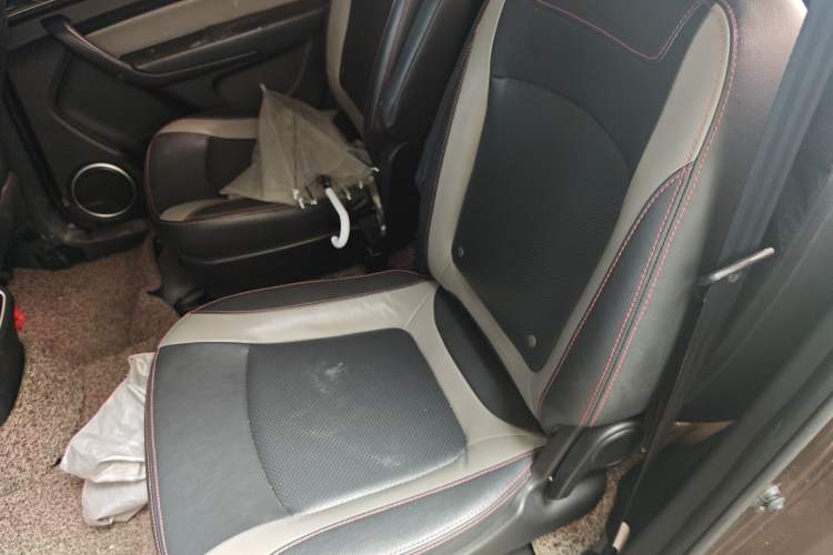 Used HYOSOW H3 2015 1.5L manual luxury version