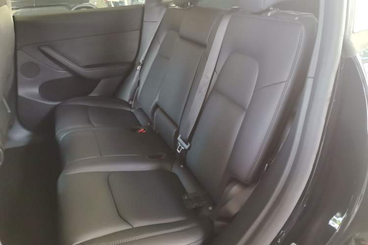 Used Tesla Model Y 2023 Rear-Wheel-Drive Version