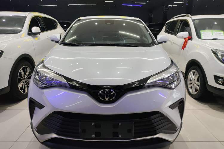 Used Toyota IZOA 2022 2.0L Yixing Version