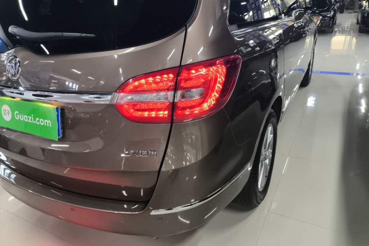 Used Buick GL8 2018 28T Luxury Model China VI Standard
