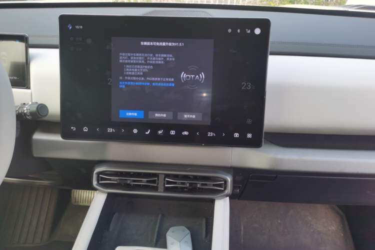 Used Formula Leopard Titanium 3 2025 501KM All-Wheel Drive Intelligent Driving Ultra Version