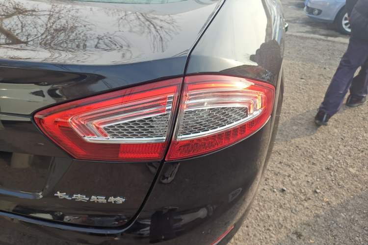 Used Ford Mondeo 2013 2.3L Fashion Edition
