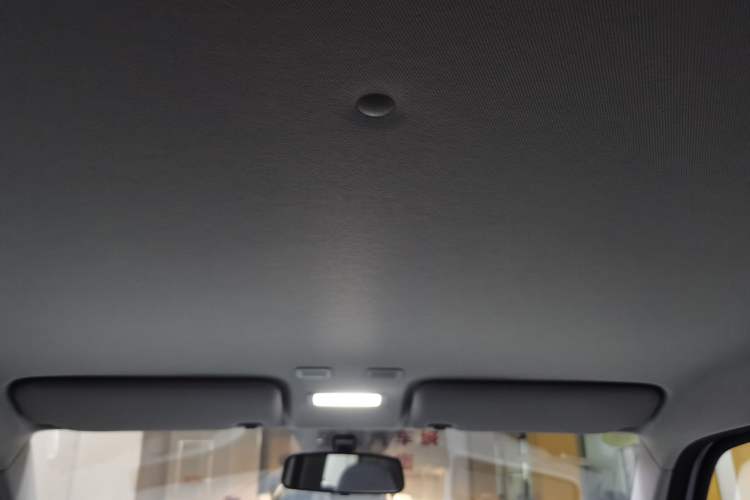 Used Geely Galaxy Panda 2024 Panda Mini 200km Endurance Bear
