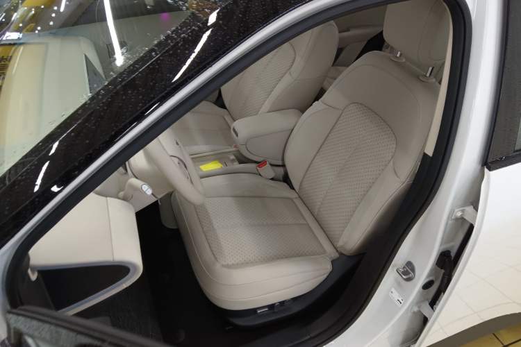 Used firefly 2025 Illuminated Edition
