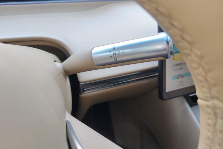 Used Hima Luxeed R7 2025 Extended-Range 251km Pro Gear Lever