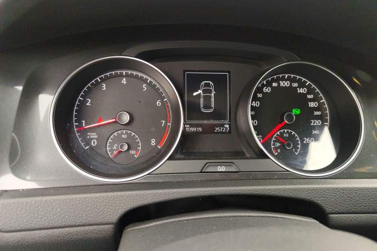 Used Volkswagen Golf 2017 230TSI Automatic Luxury Million-Vehicle Commemorative Edition