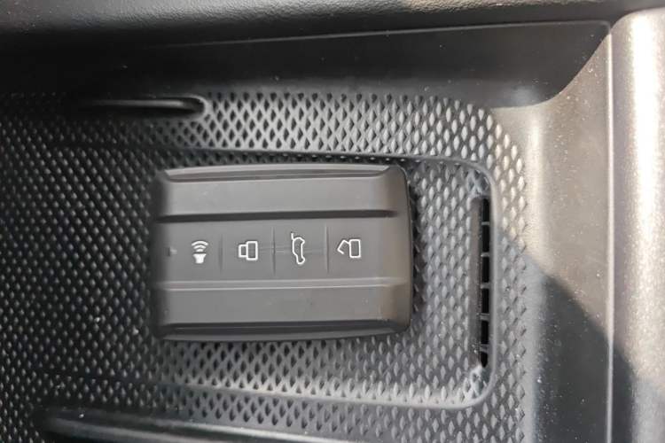 Used Tank 300 2025 2.0T Conqueror Vehicle Key