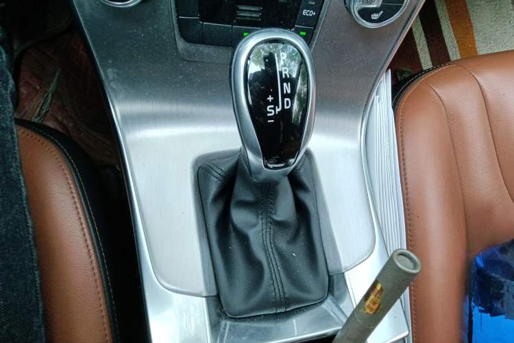 Used Volvo S60 2017 S60L T4 Smart Range Edition
