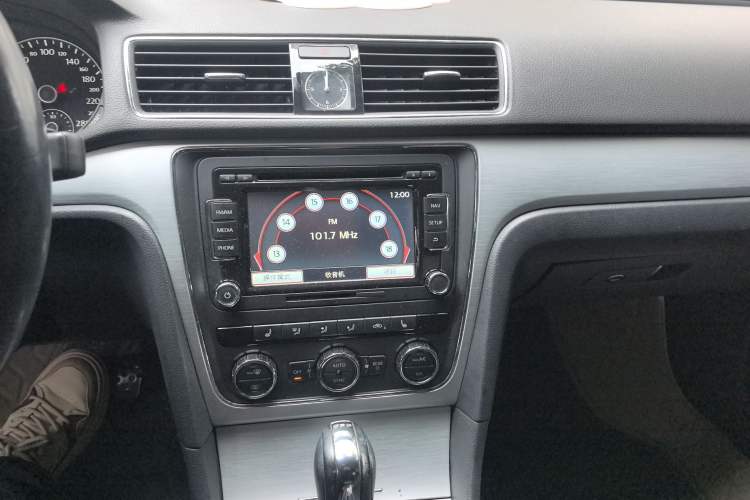 Used Volkswagen Passat 2015 1.8TSI DSG Prestige Edition
